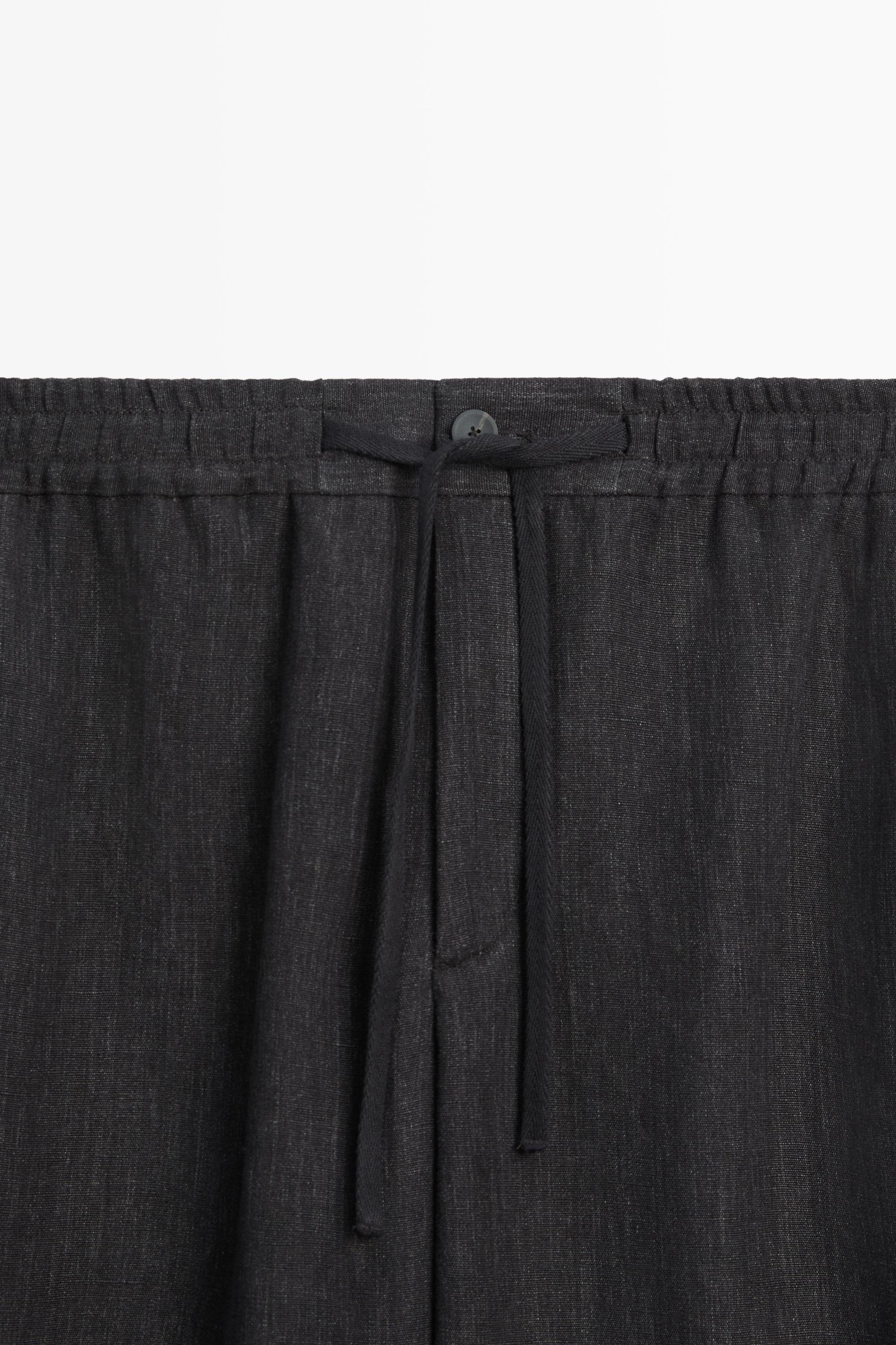 Linen jogger-fit pants total look