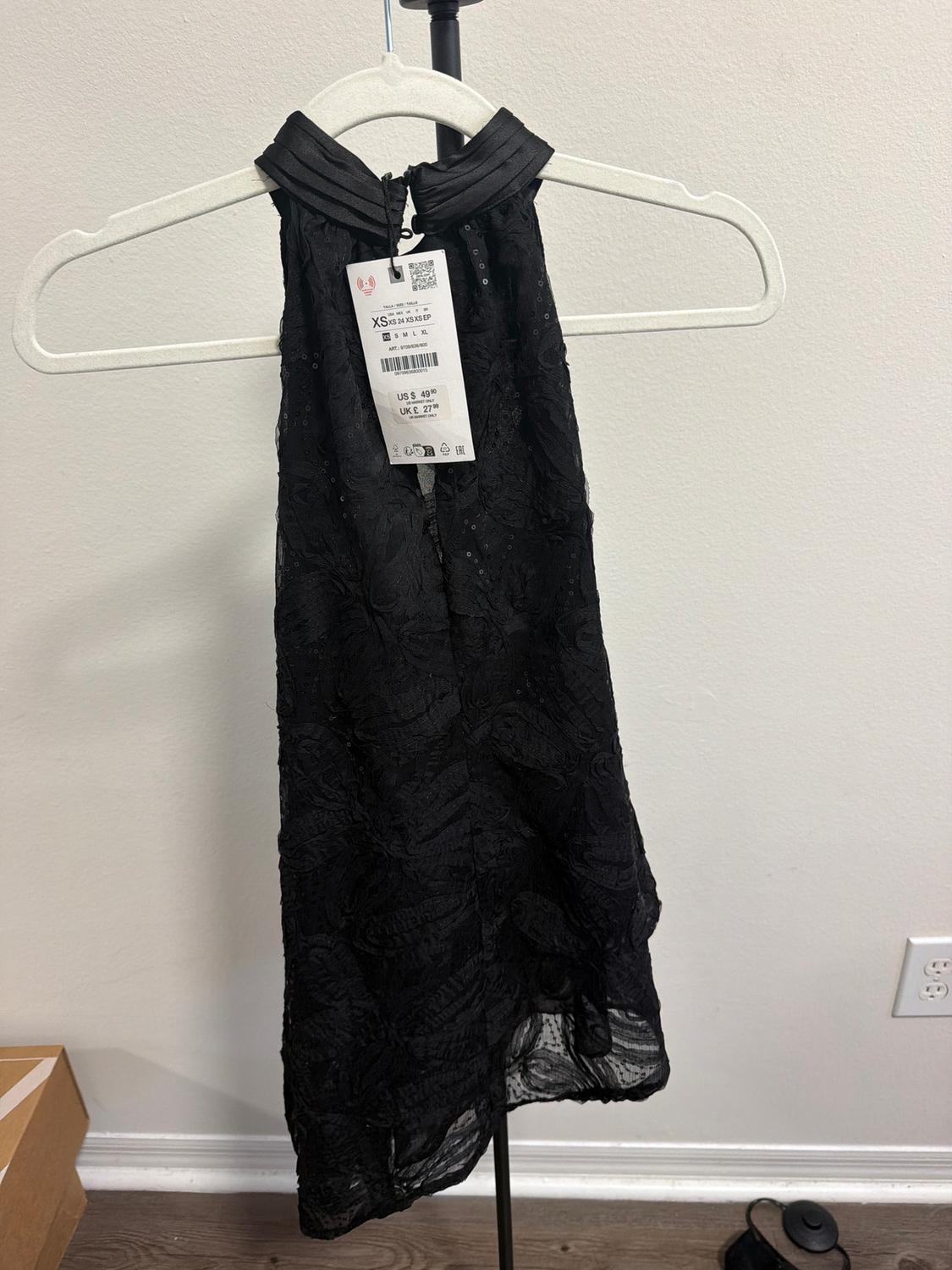 ASYMMETRIC SEQUIN TOP - Image 3