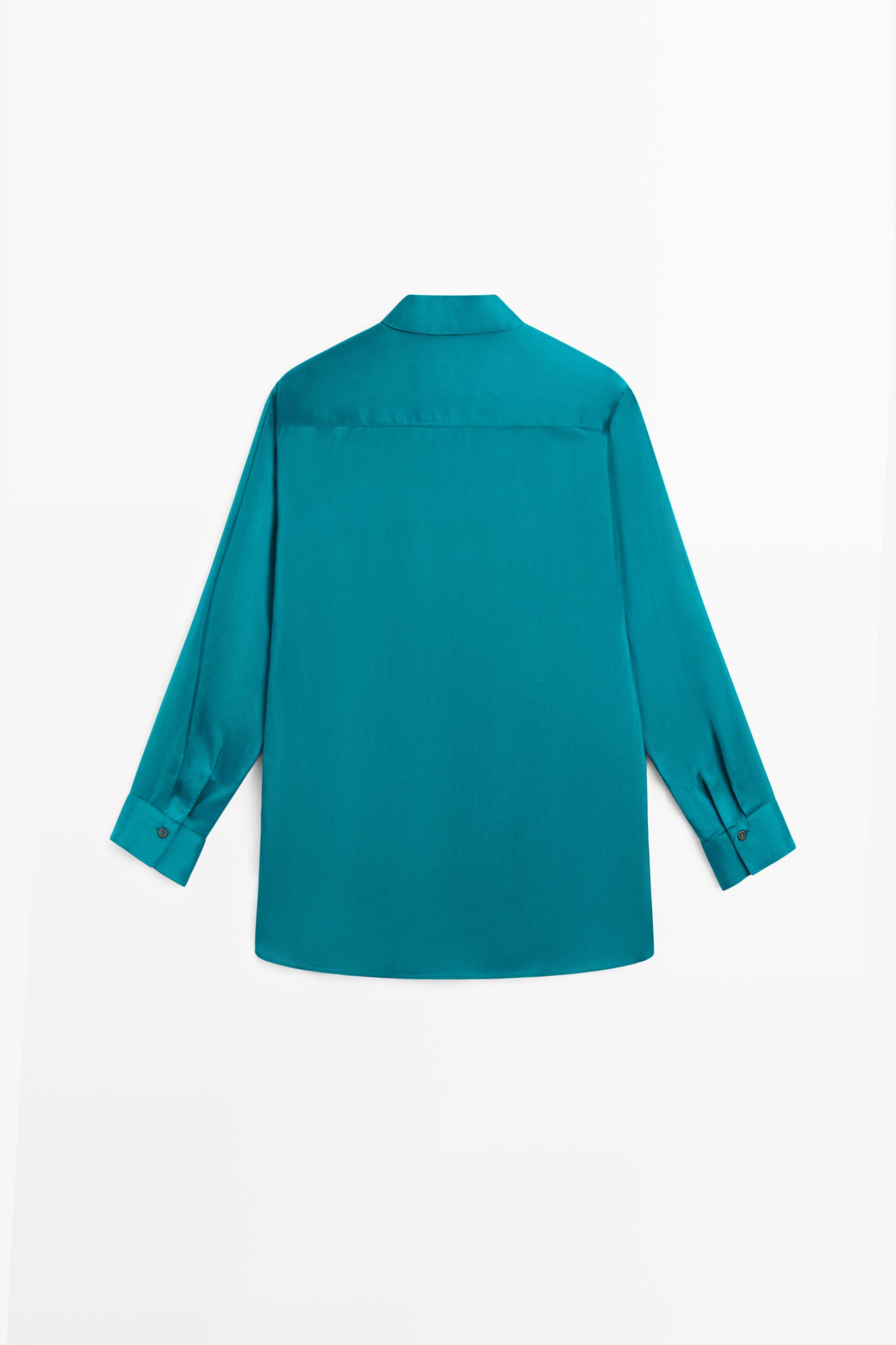 Chemise fluide satinée à poches