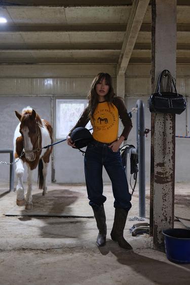 LOTTIE RAE 스탬핑 티셔츠 - Zara 브라운