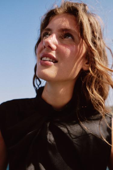 SHORT SATIN DRESS - Black by Zara
