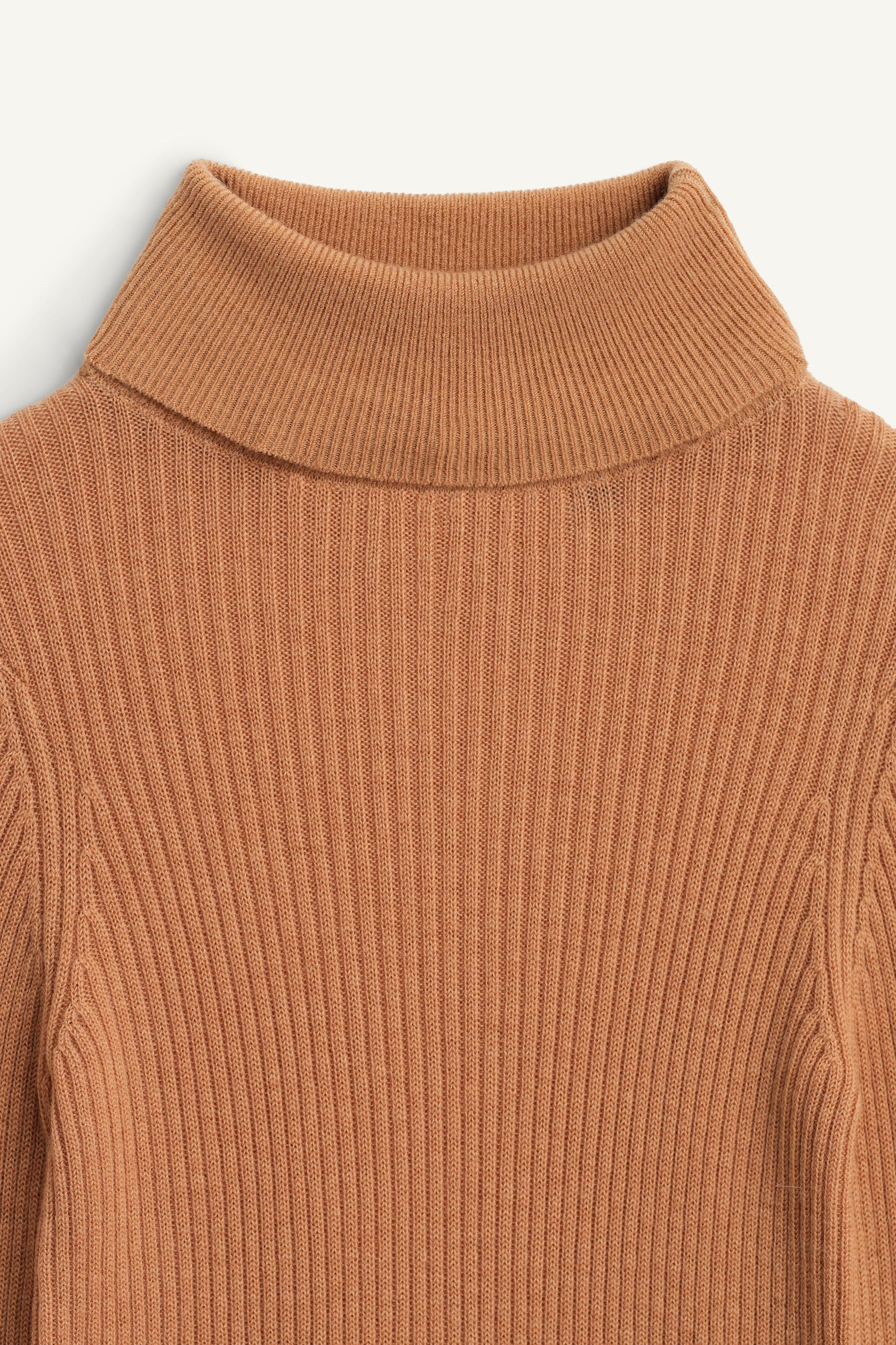 100% WOOL TURTLENECK JUMPER LIMITED EDITION