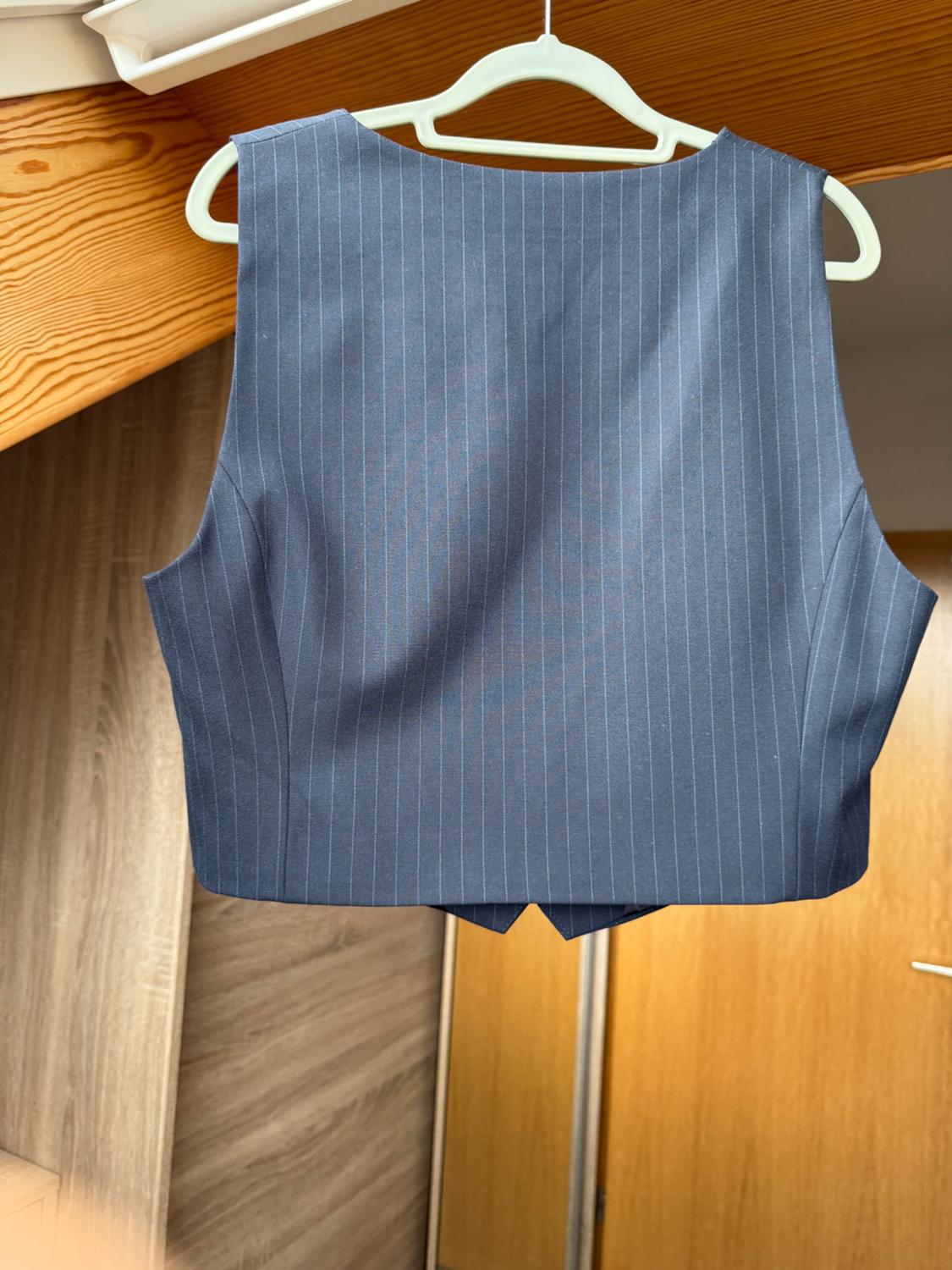 FITTED PINSTRIPED WAISTCOAT - Image 3