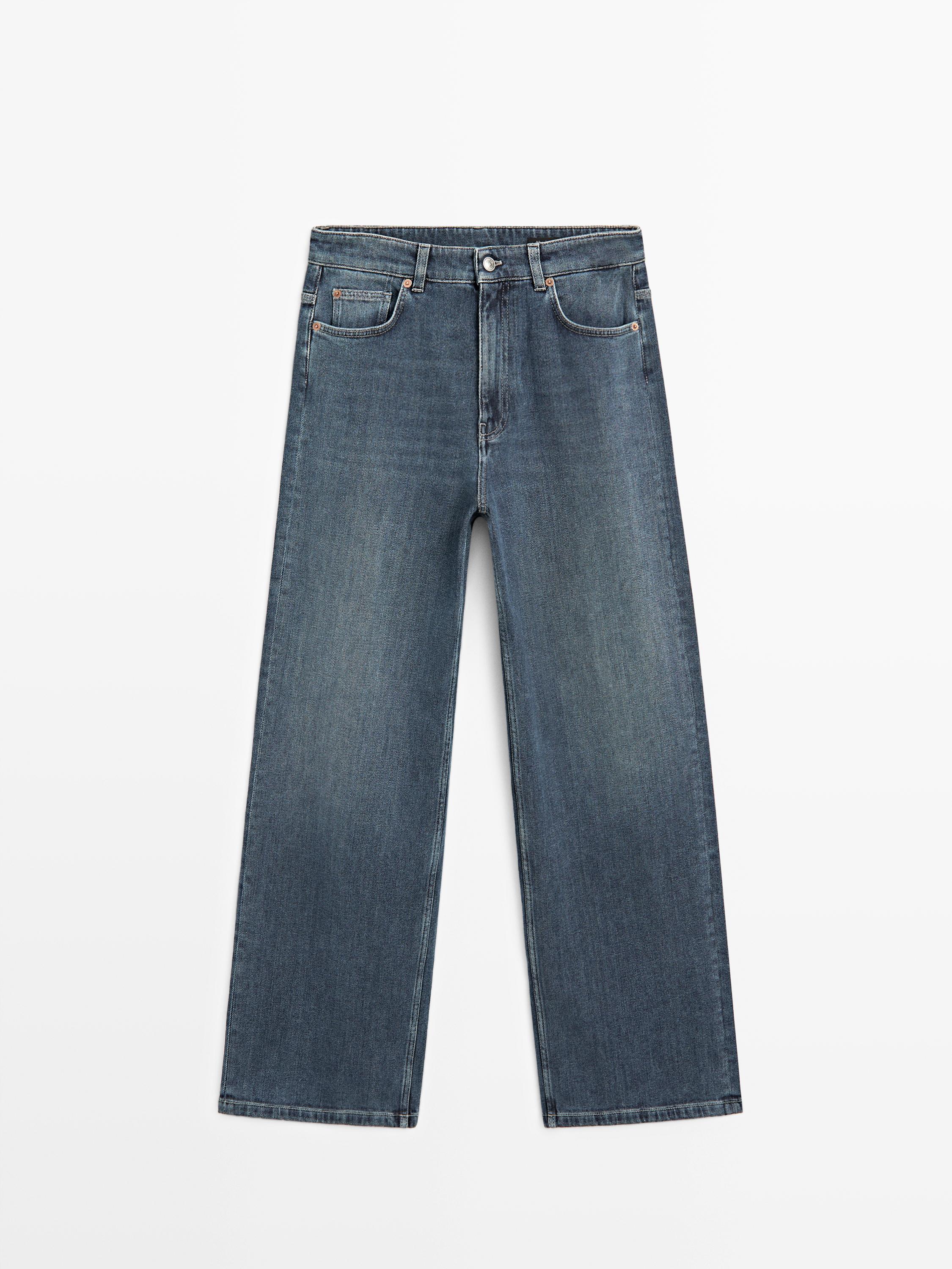 Relaxed fit mid-rise jeans