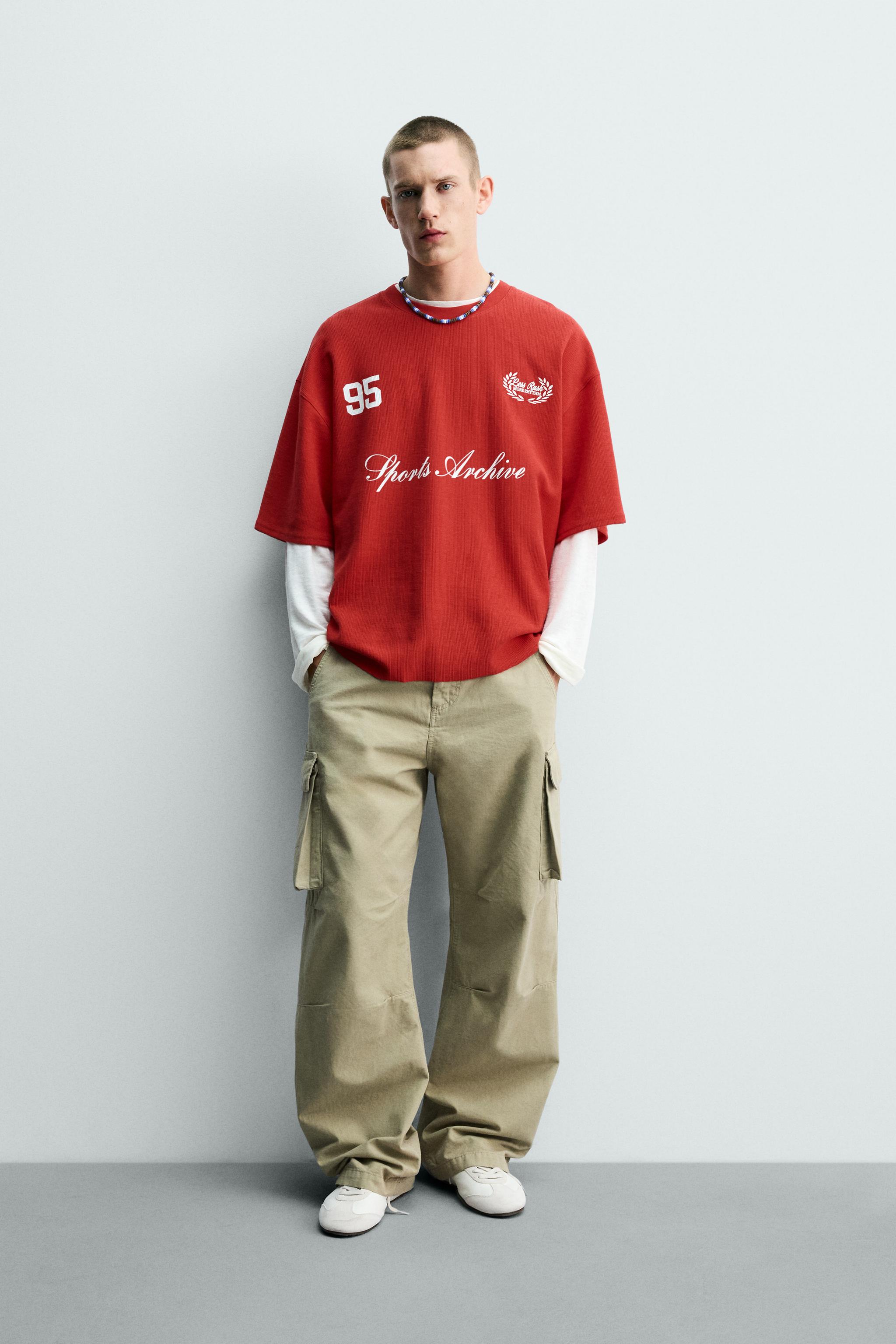 COMBINATION EMBROIDERY TEXTURED T-SHIRT