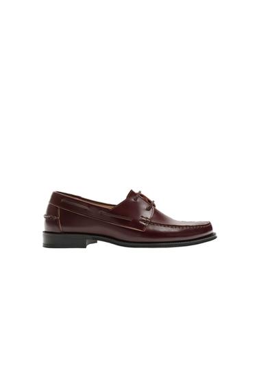 ZAPATO NÁUTICO PIEL - Rojo Burdeos de Zara