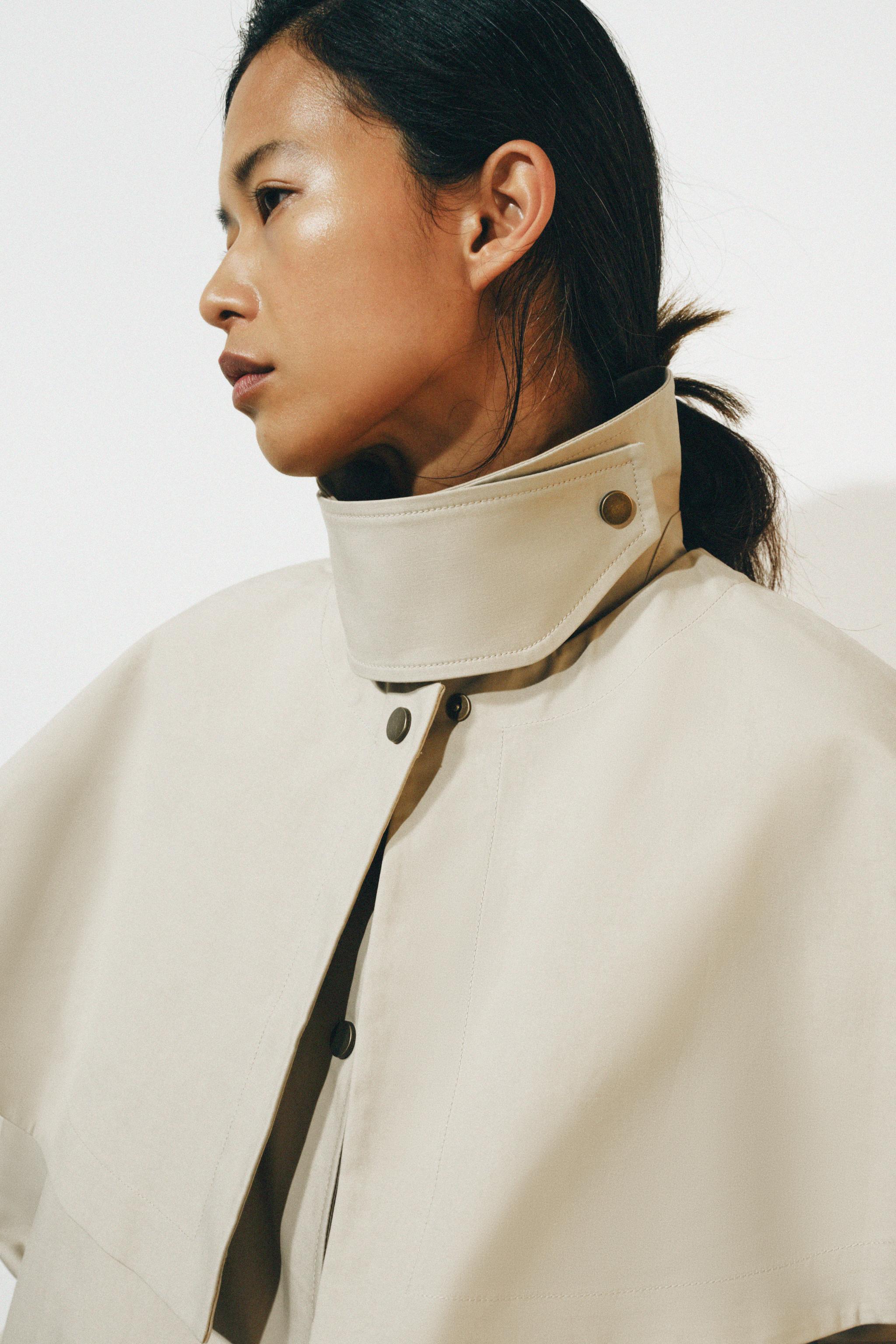 ZW COLLECTION CAPE TRENCH COAT