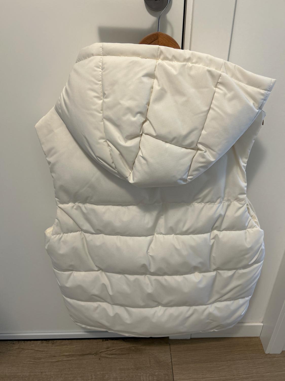 WATER-REPELLENT PUFFER GILET - Image 2