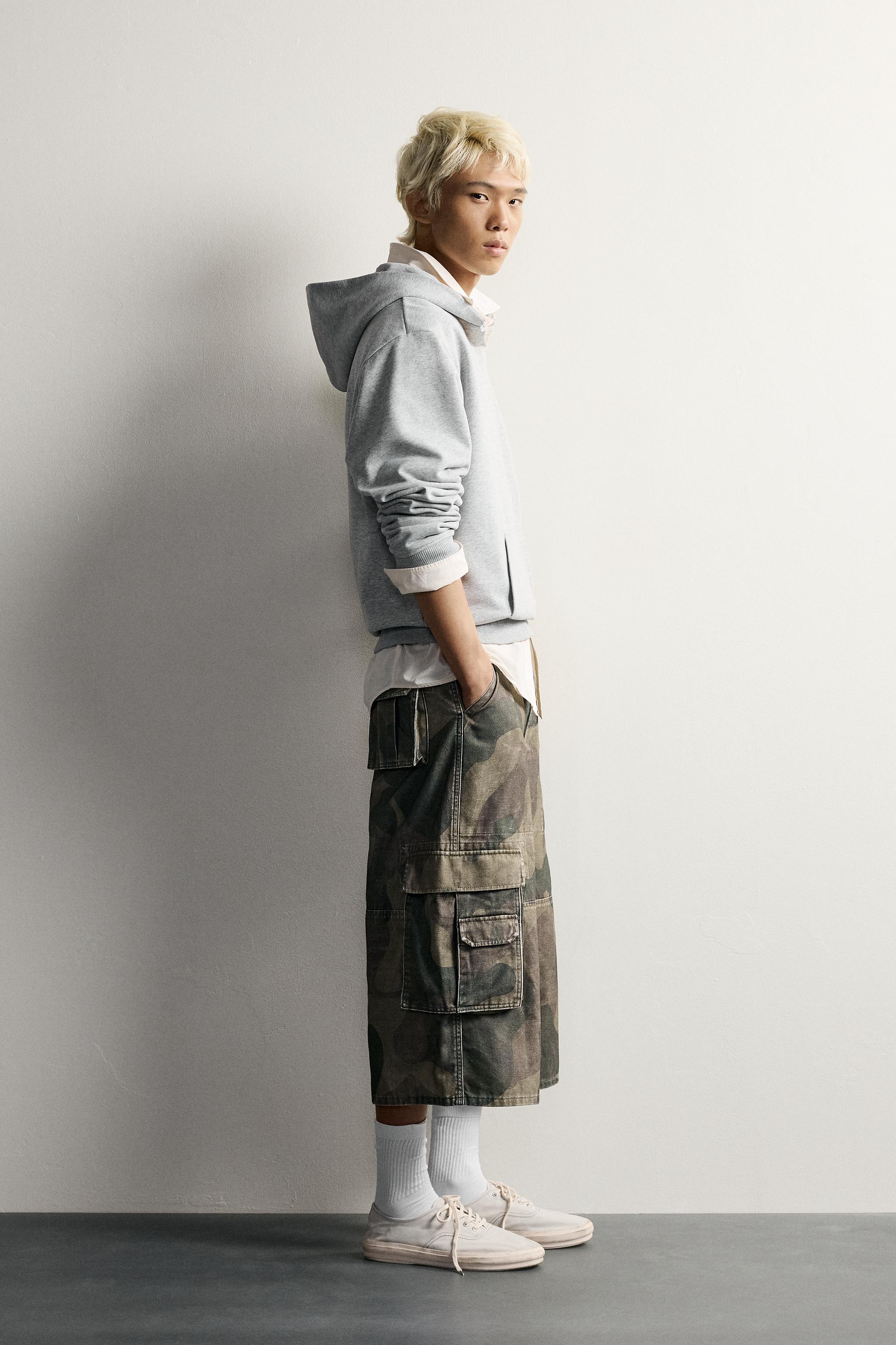 ABSTRACT PRINT CARGO JORTS