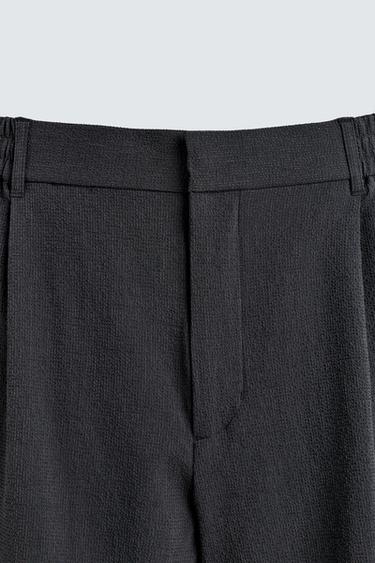 IRREGULAR TEXTURE PLEATED BERMUDA SHORTS - Dark grey by Zara - Image 7