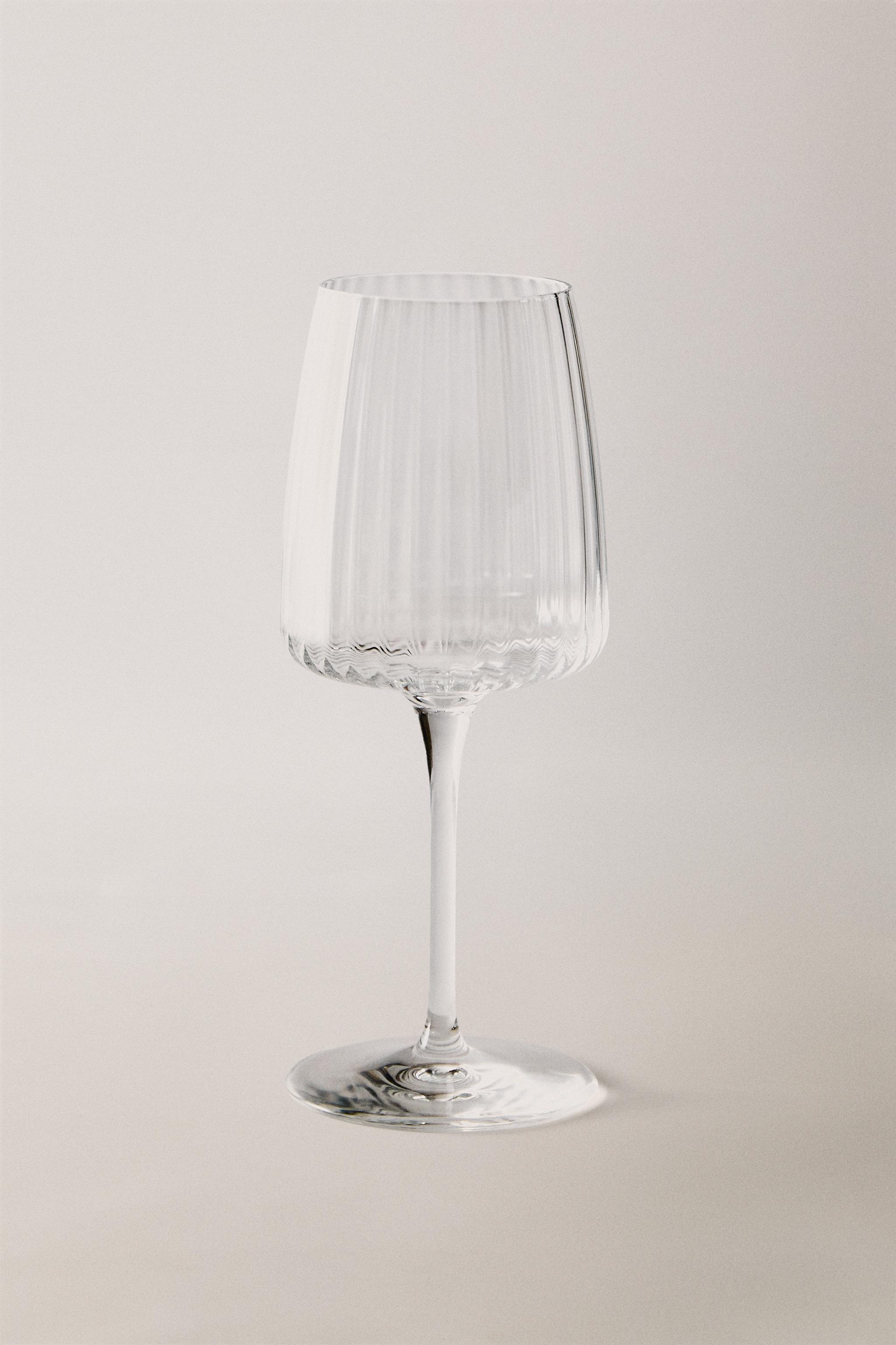 GLASS WITH LINES — Transparent