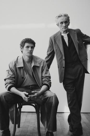 Imaxe do produto - Vermello Vigoré de Zara - Imaxe 0