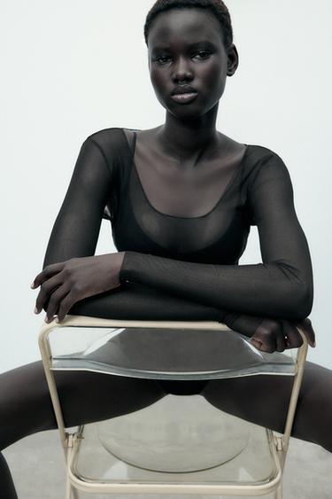 T-SHIRT EN SOIE 100 % - Noir de Zara