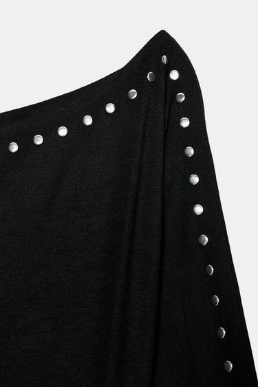 T-SHIRT À MANCHES LONGUES AVEC CLOUS - Noir de Zara - Image 6