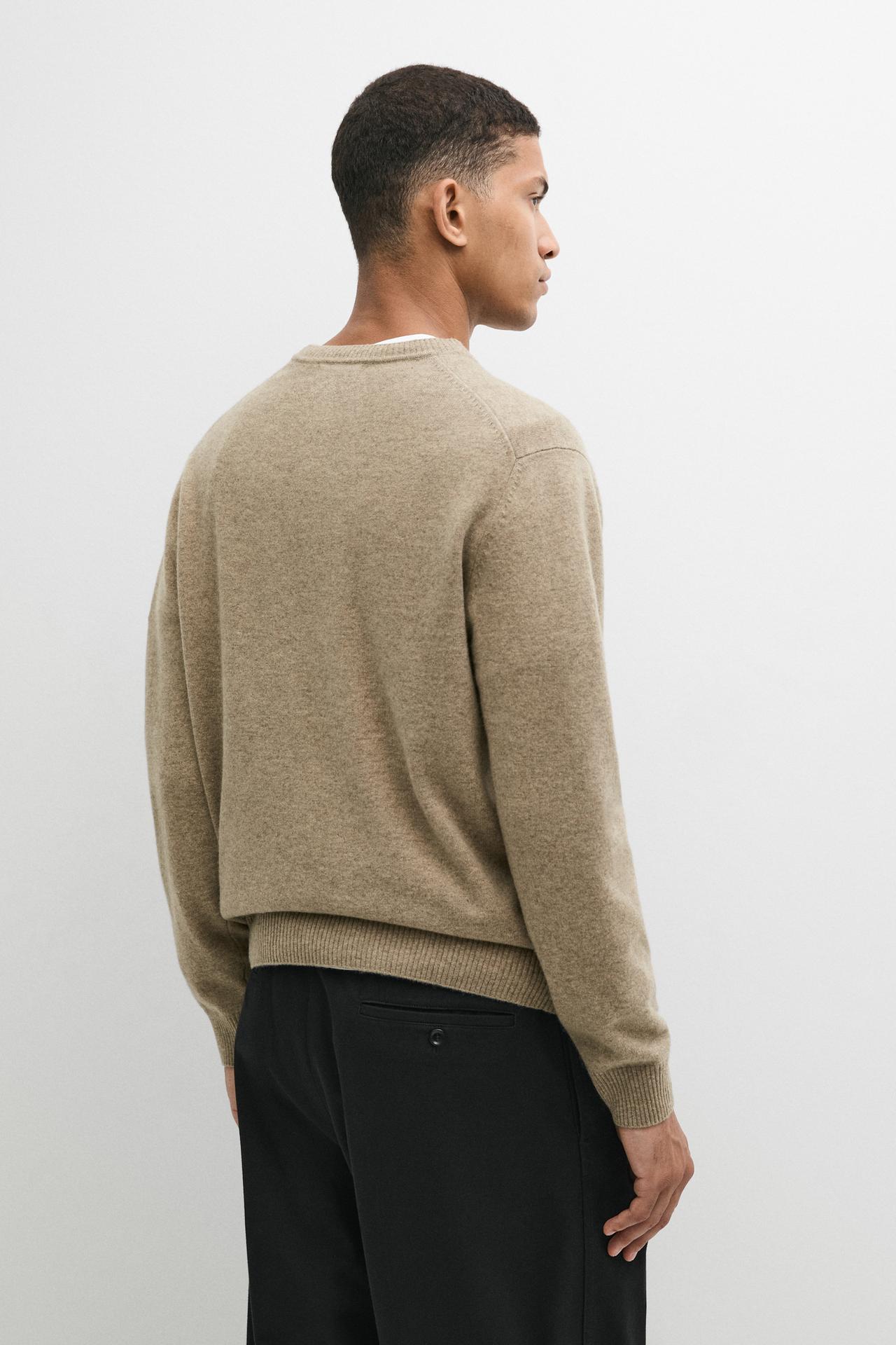 Wool blend round neck knit sweater — Beige / Green