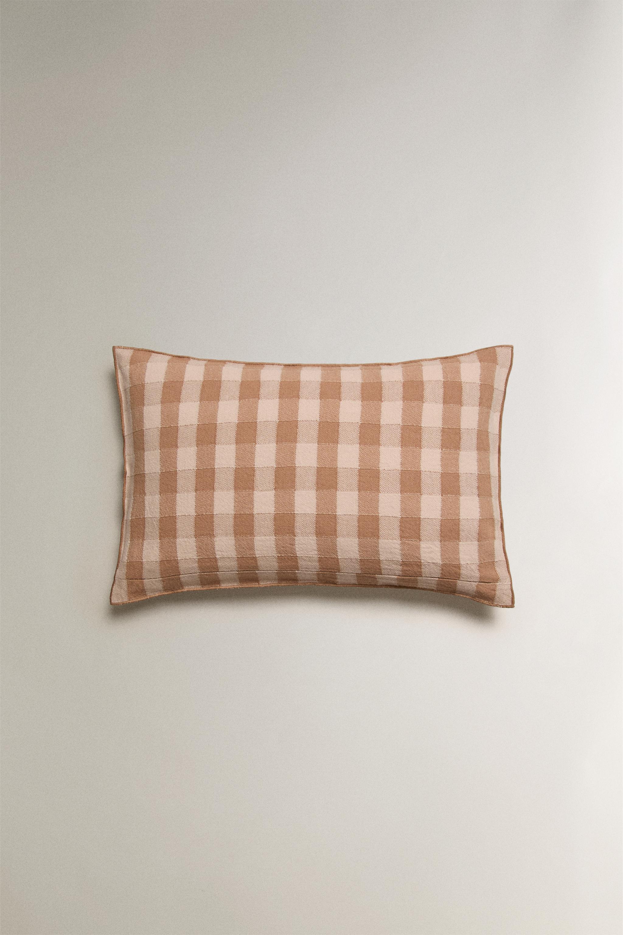 GINGHAM THROW PILLOW COVER