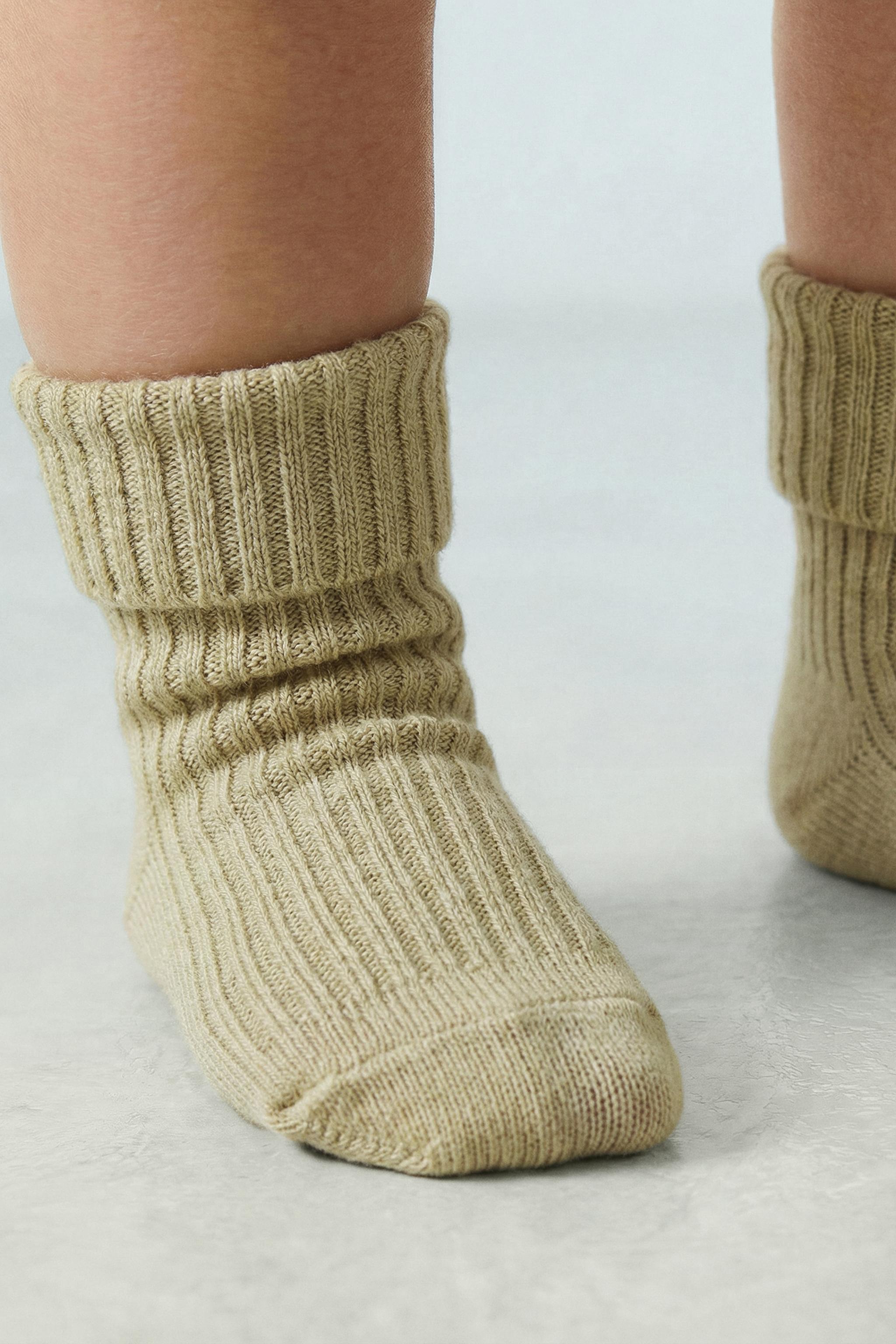 FOUR-PACK OF SOCKS VARIOUS COLORS