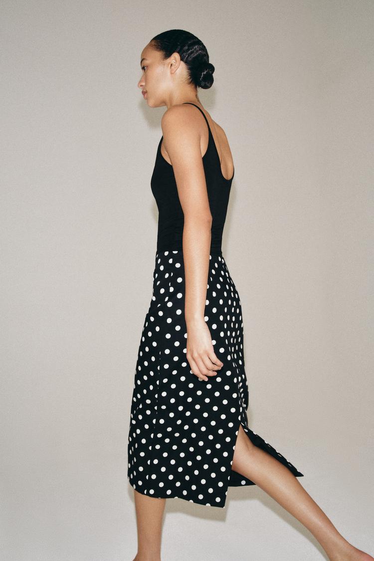 Falda midi de lunares de la colección ZW 3