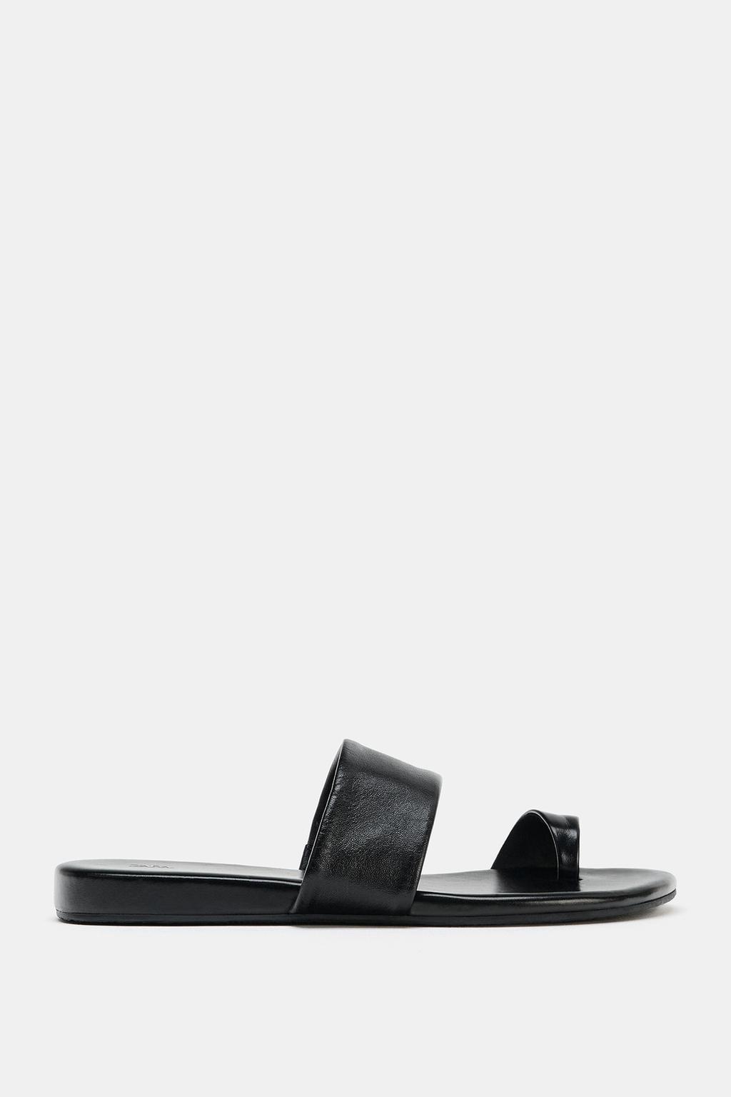 FLAT LEATHER SANDALS
