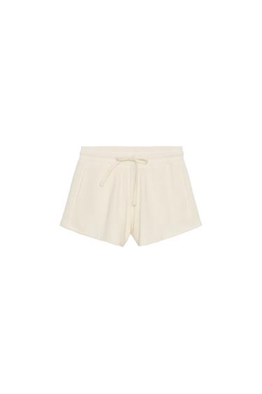 コットンワッフルニットショートパンツエクリュZaraのコットンワッフルニットショートパンツ - エクリュ 