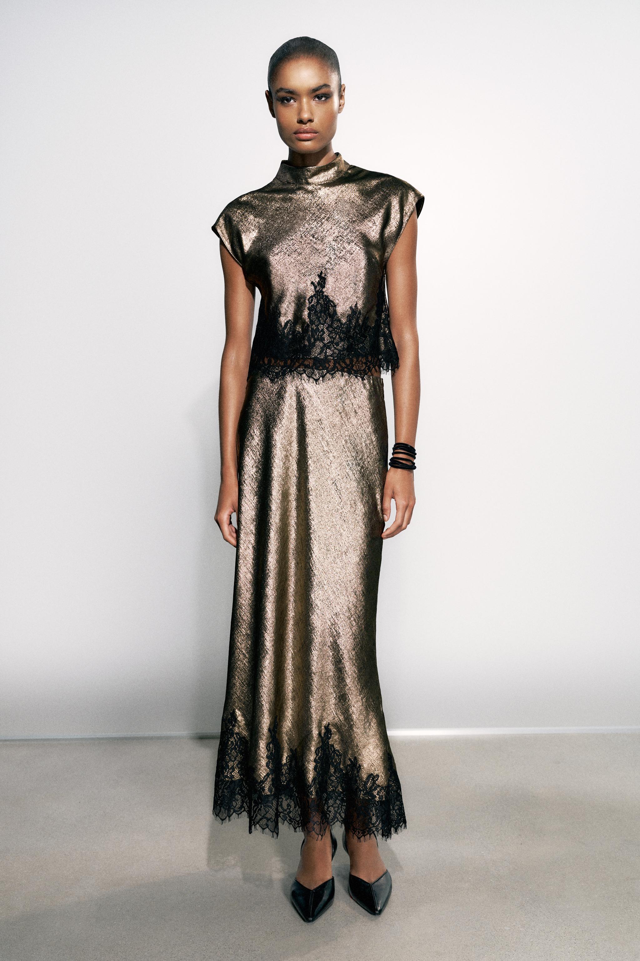 METALLIC EFFECT LACE SKIRT