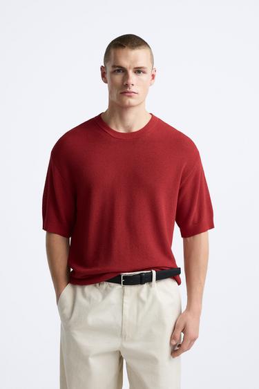 CAMISETA PUNTO ESTRUCTURA - Rojo de Zara