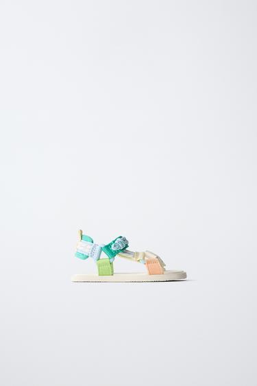 SANDALIA TÉCNICA MULTICOLORES - Azul de Zara