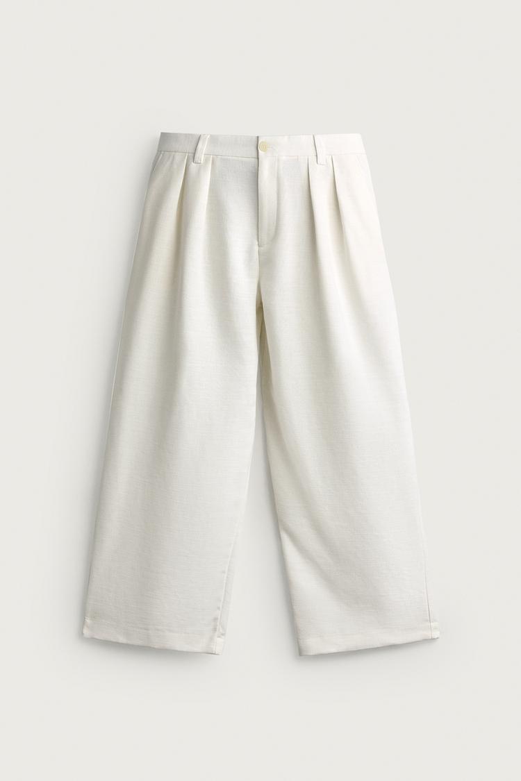 Errand Day Rhythm — RELAXED FIT TEXTURED PLEATED TROUSERS