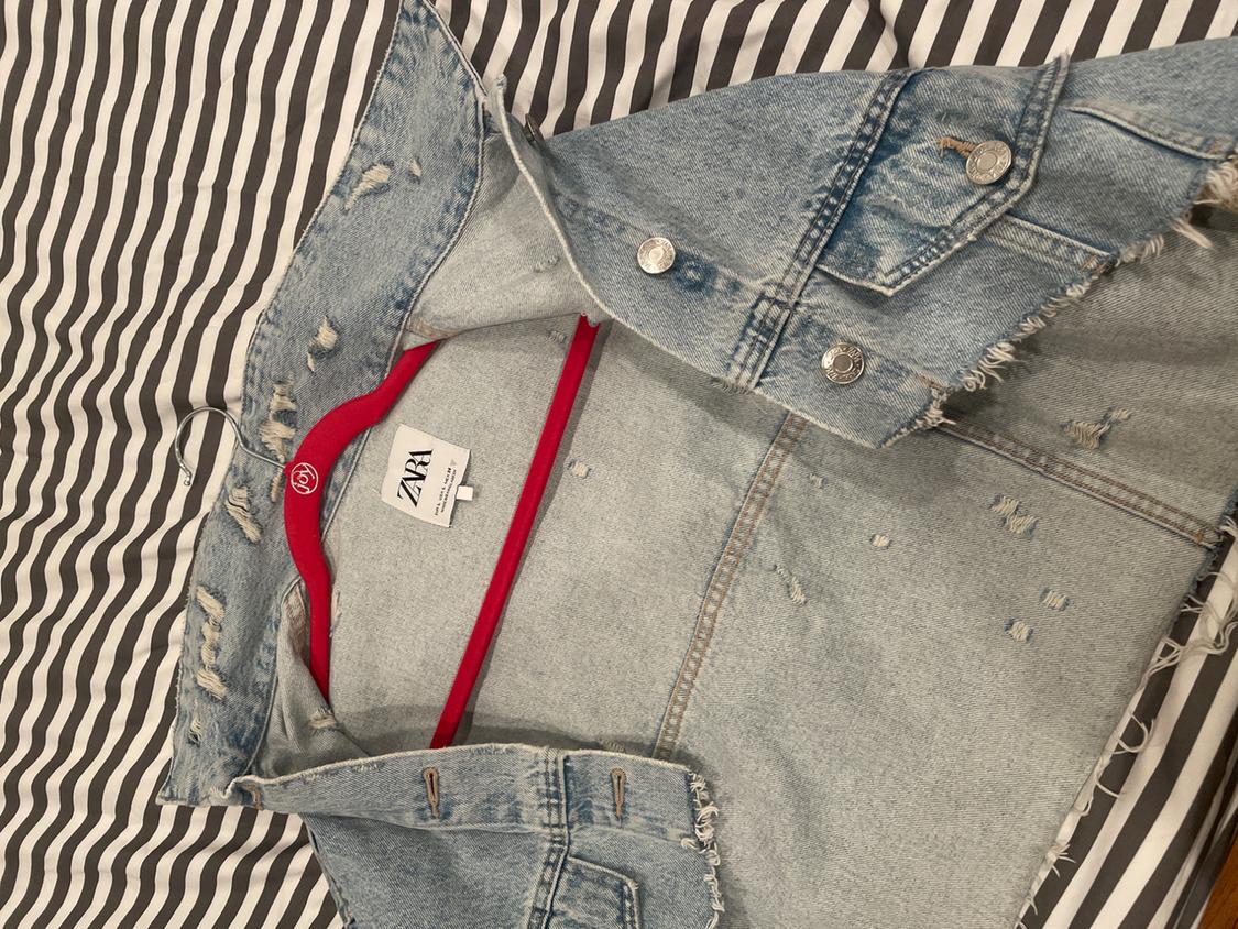 OVERSIZED CROP DENIM JACKET - Image 3