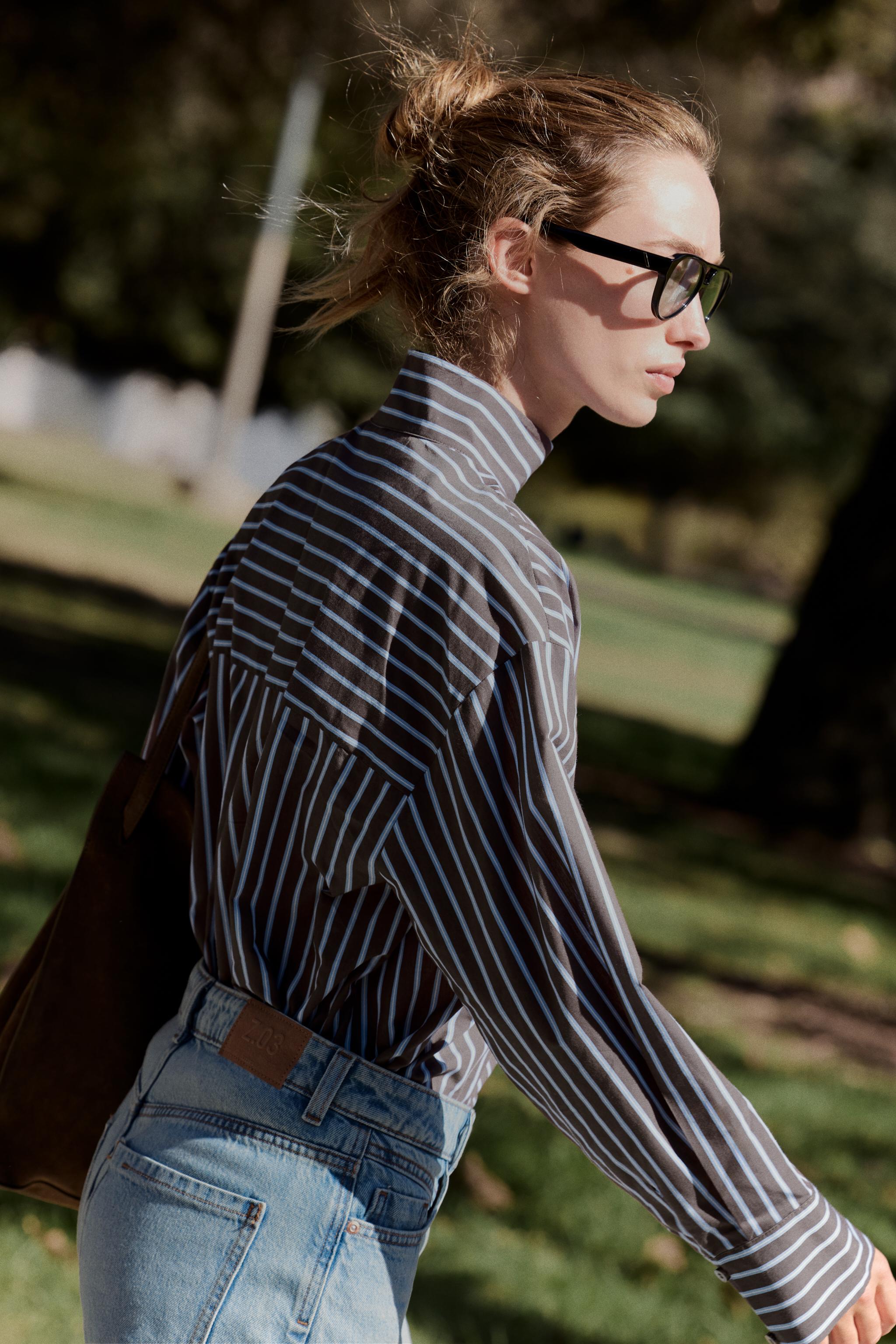 STRIPED HIGH-NECK SHIRT
