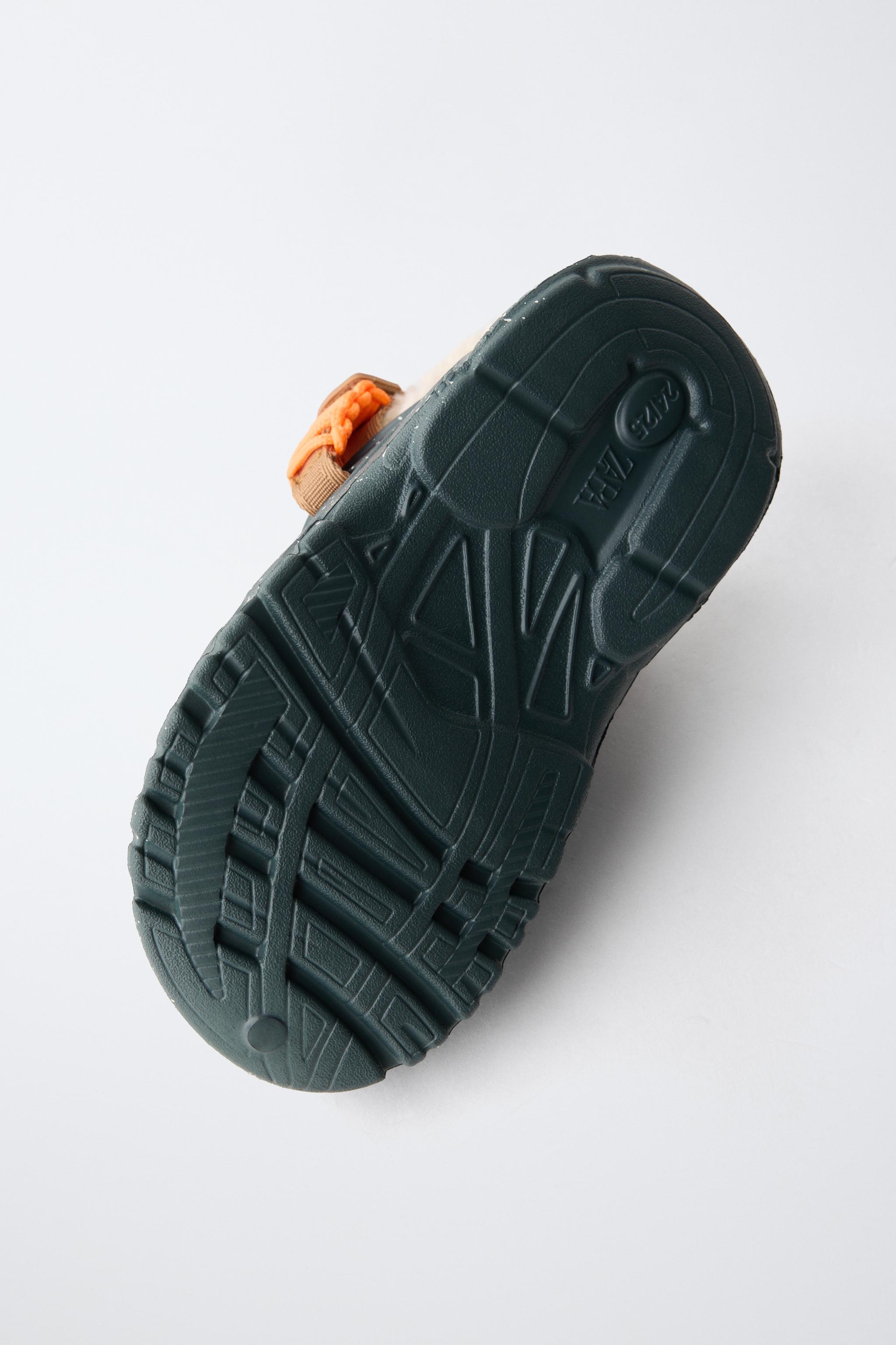 FAUX SHEARLING CLOGS