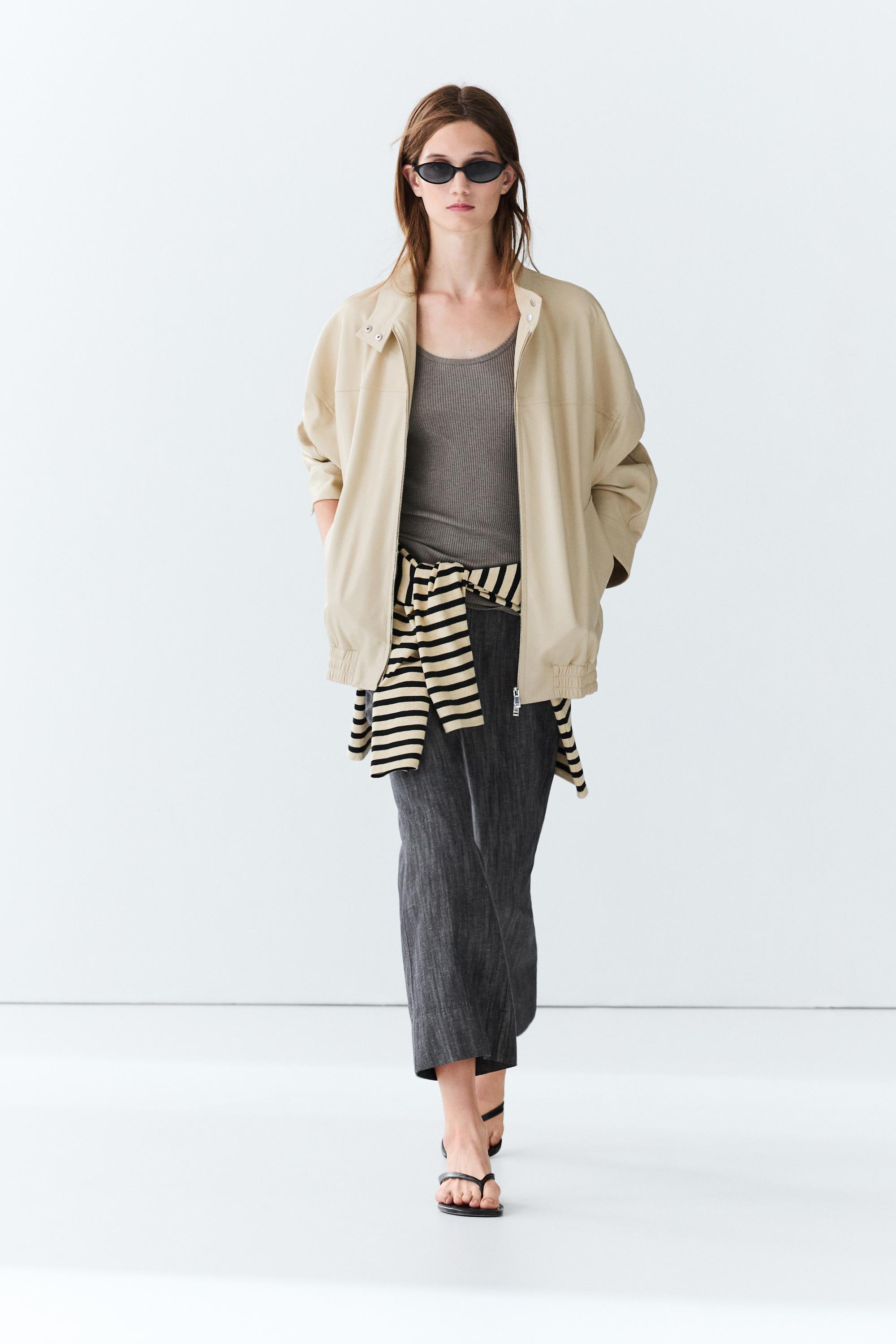 Cropped flare pants — Indigo