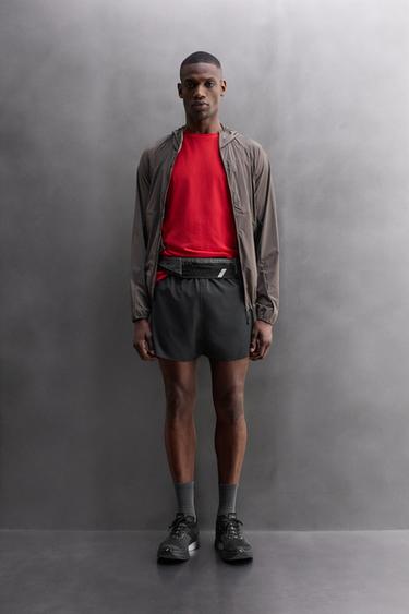 COLOUR BLOCK RUNNING SHORTS - Black by Zara