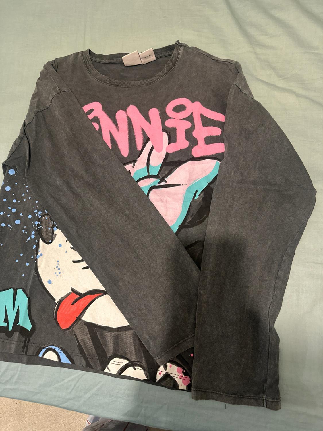 SWEATSHIRT WITH SLOGAN PATCH - Image 5