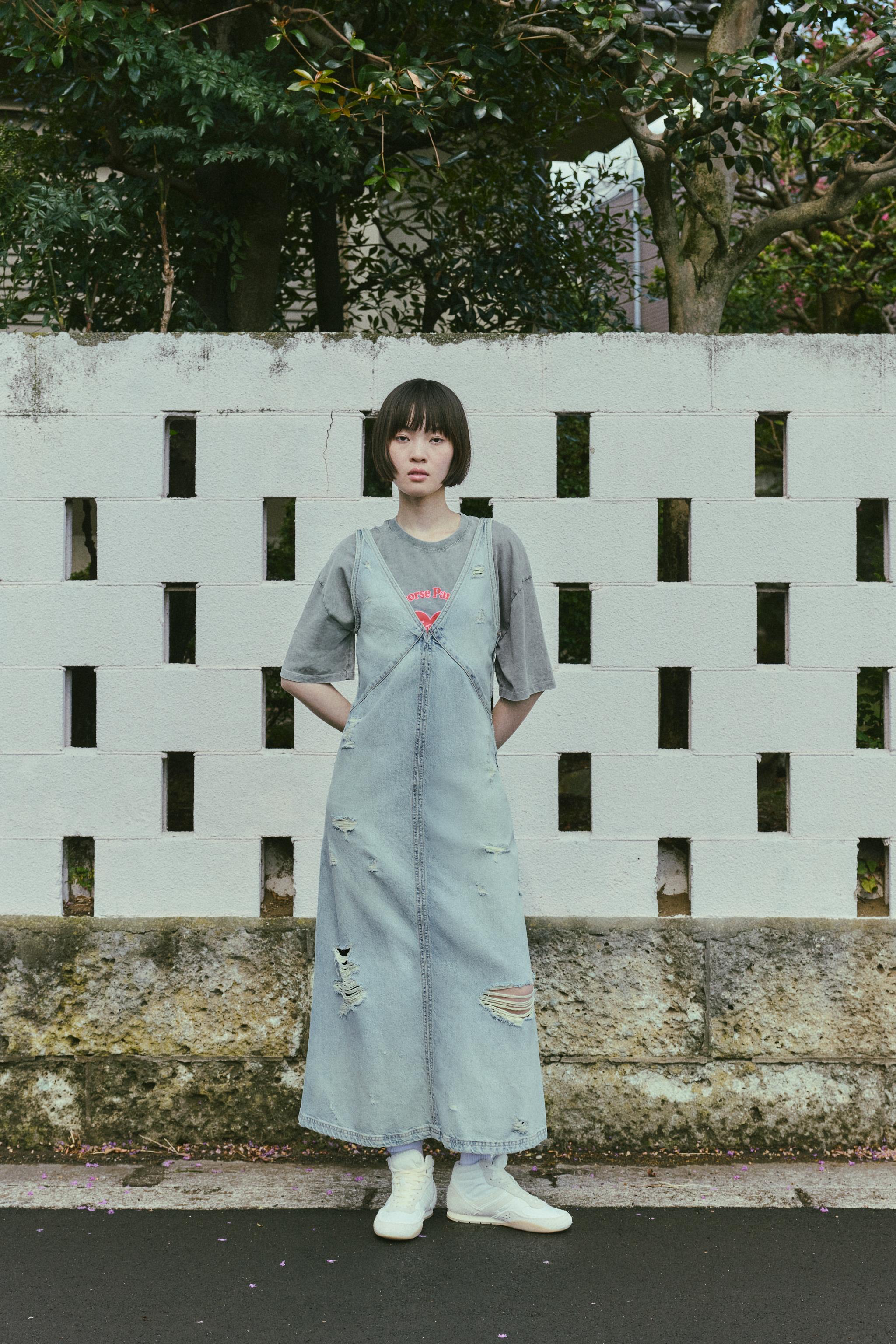 ダメージ加工TRFデニムワンピース - ライトブルー | ZARA Japan