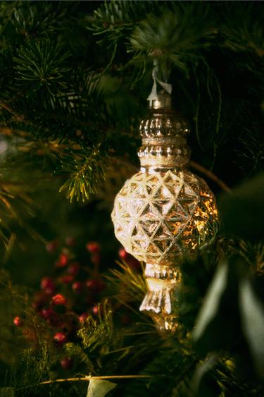 GLASS RELIEF CHRISTMAS TREE ORNAMENT — Silver 1