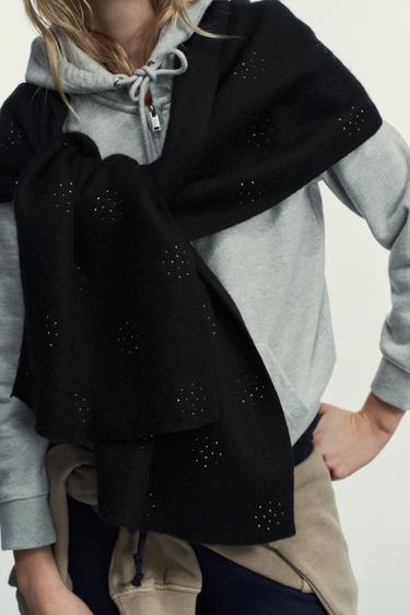 ÉCHARPE AVEC LAINE ET STRASS - Noir de Zara - Image 2
