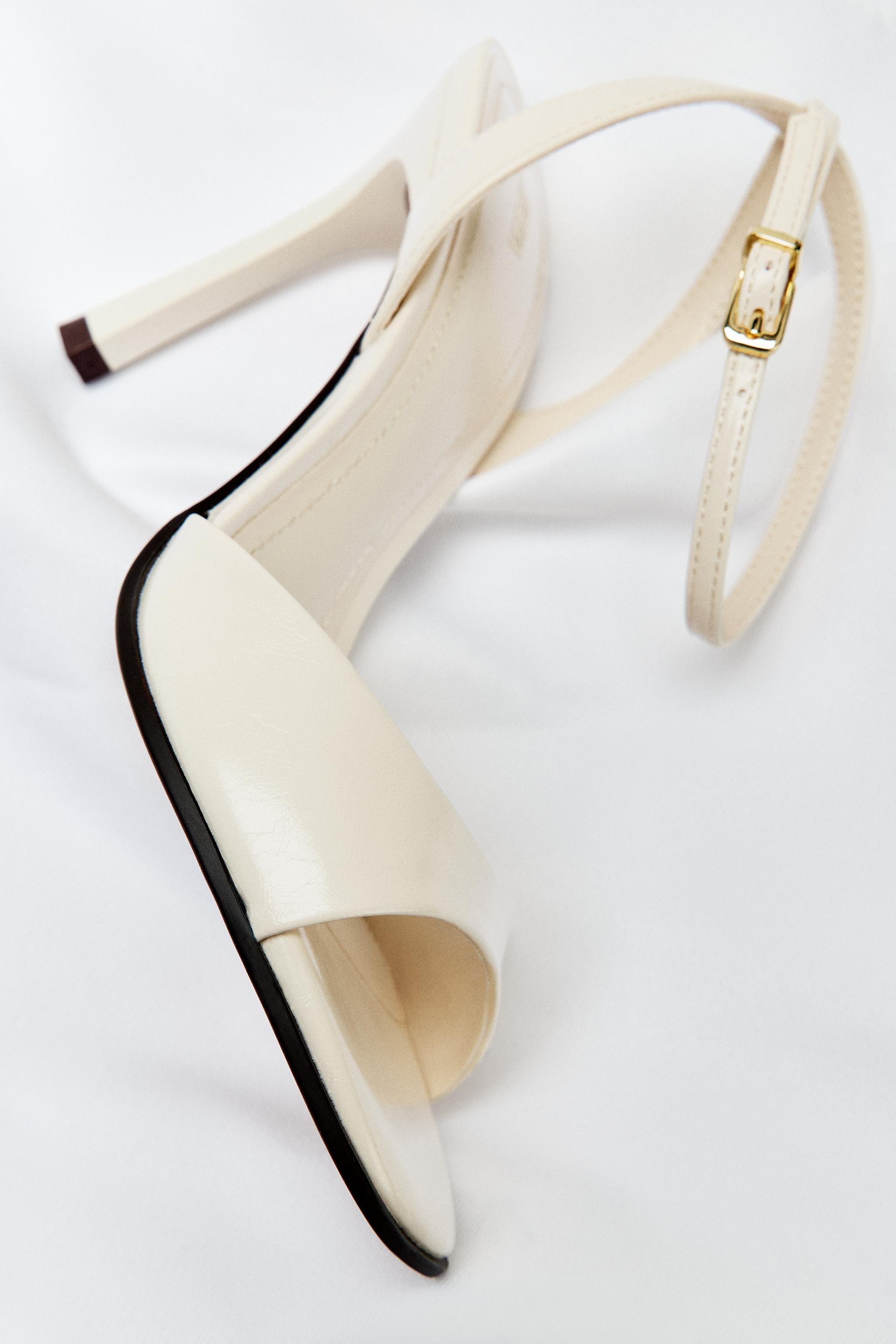 HEELED SANDALS