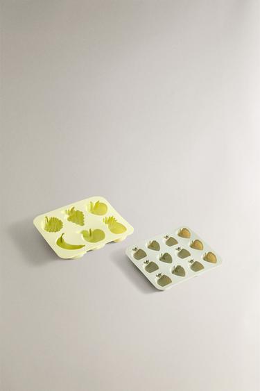 PACK OF FRUIT SILICONE ICE BUCKET TRAYS (PACK OF 2) - Greens by Zara - Image 1