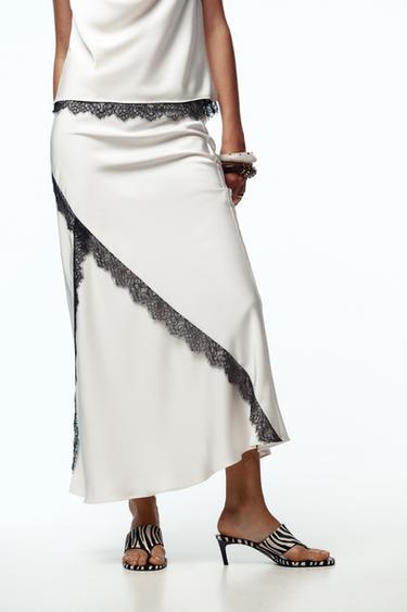 JUPE MIDI SATINÉE DENTELLE - Écru de Zara