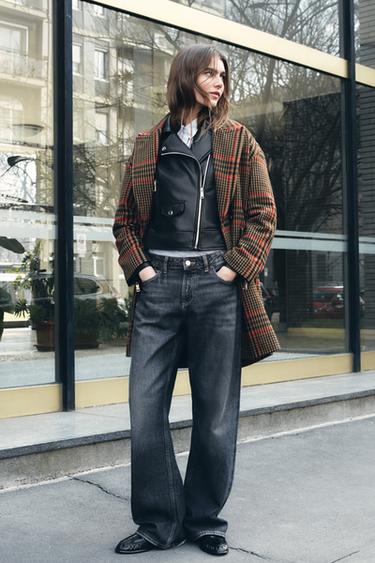 CAZADORA BIKER EFECTO PIEL - Negro de Zara