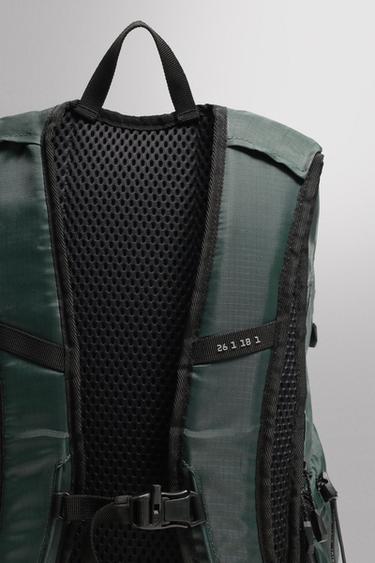 SAC À DOS SPORT MULTIPOCHES 25L - Multicolore de Zara - Image 2