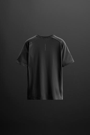 T-SHIRT STRUCTURE ENTRAÎNEMENT - Bleu marine de Zara - Image 7