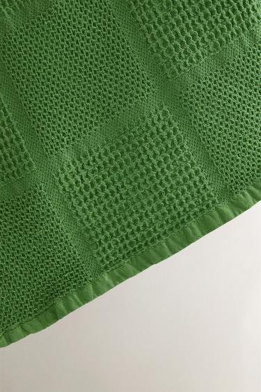 WAFFLE-KNIT COTTON TEA TOWEL - Green by Zara - Image 2