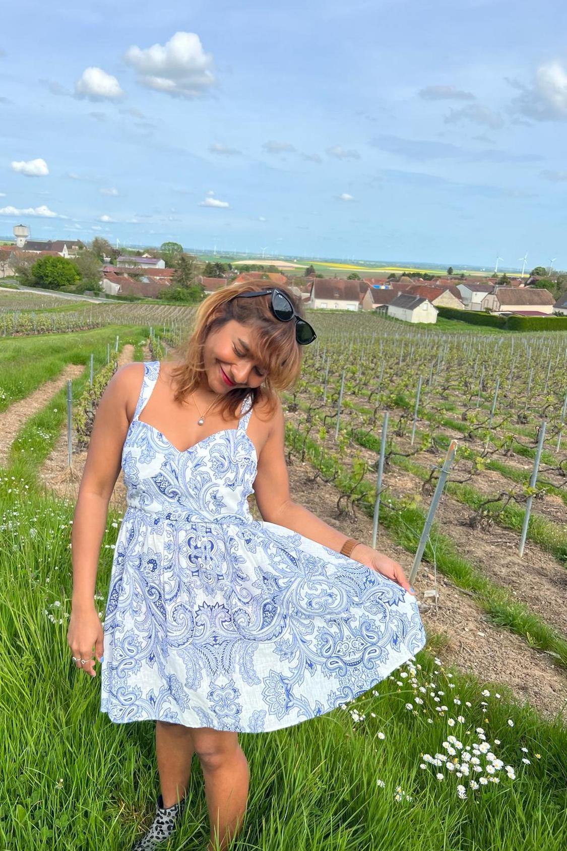 SHORT PRINTED DRESS