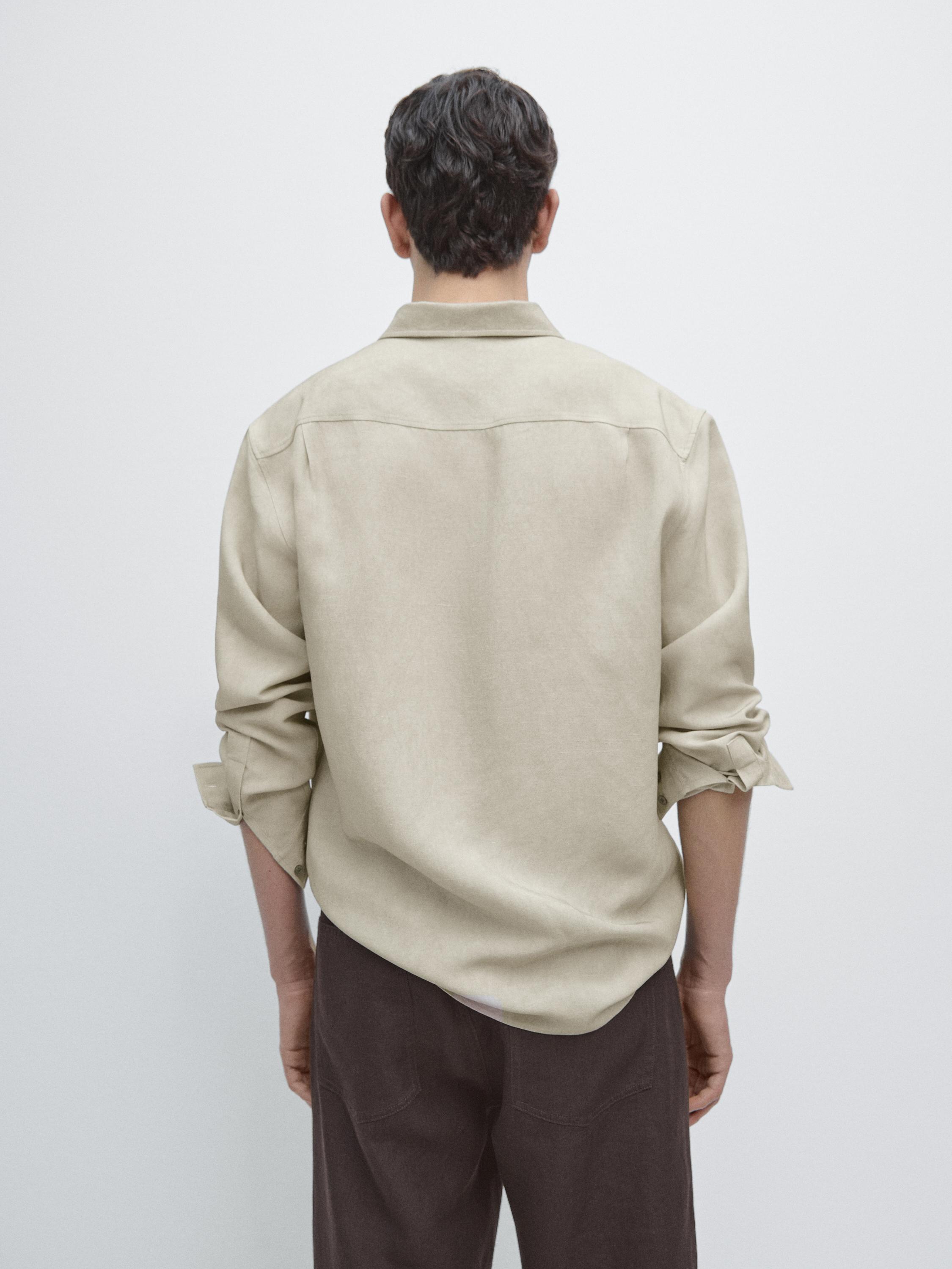 Flowing shirt with pocket