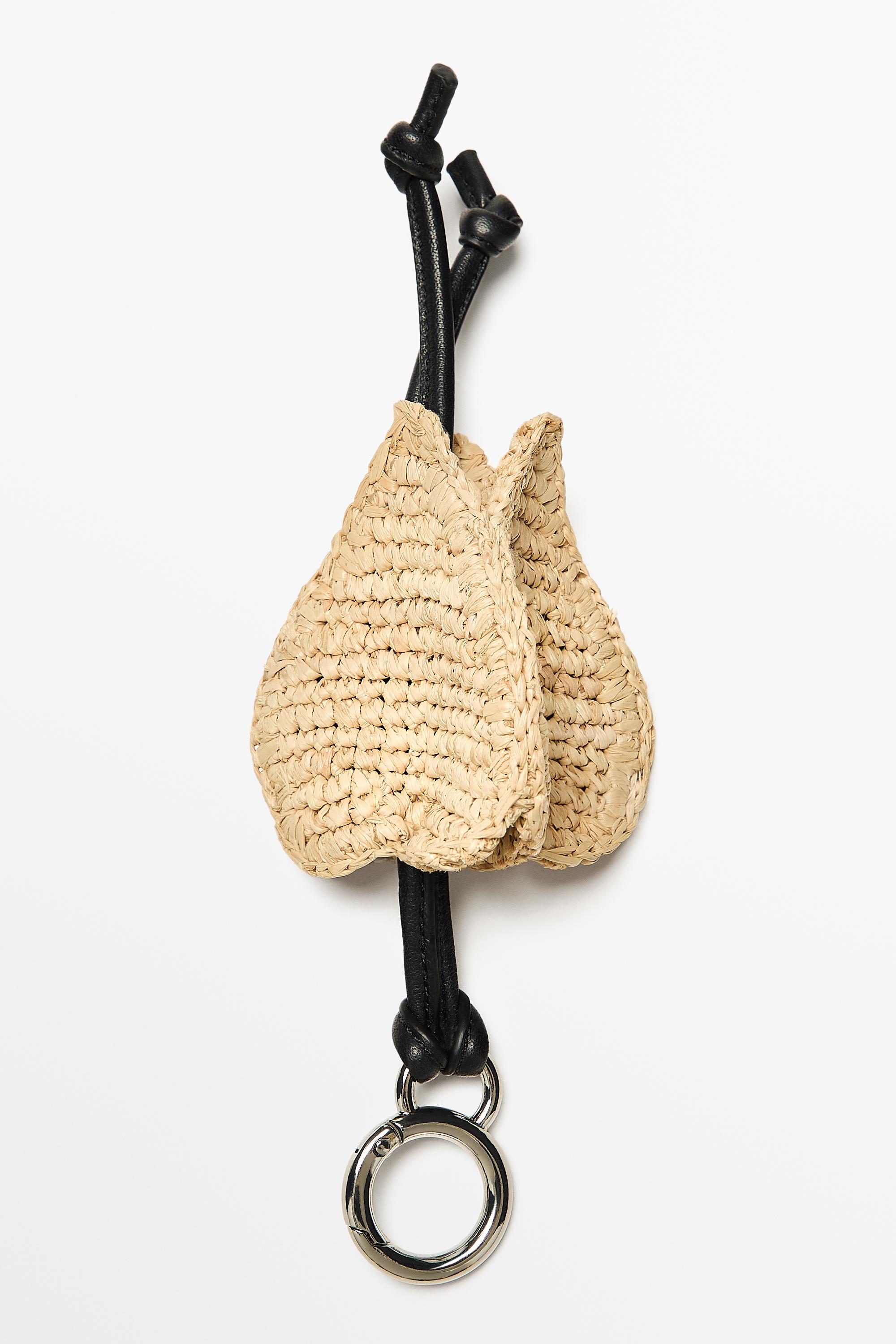 Raffia tulip charm — Light beige