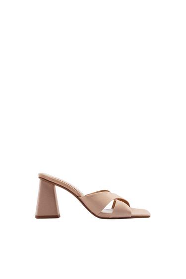 CROSSOVER SANDALS WITH HEEL