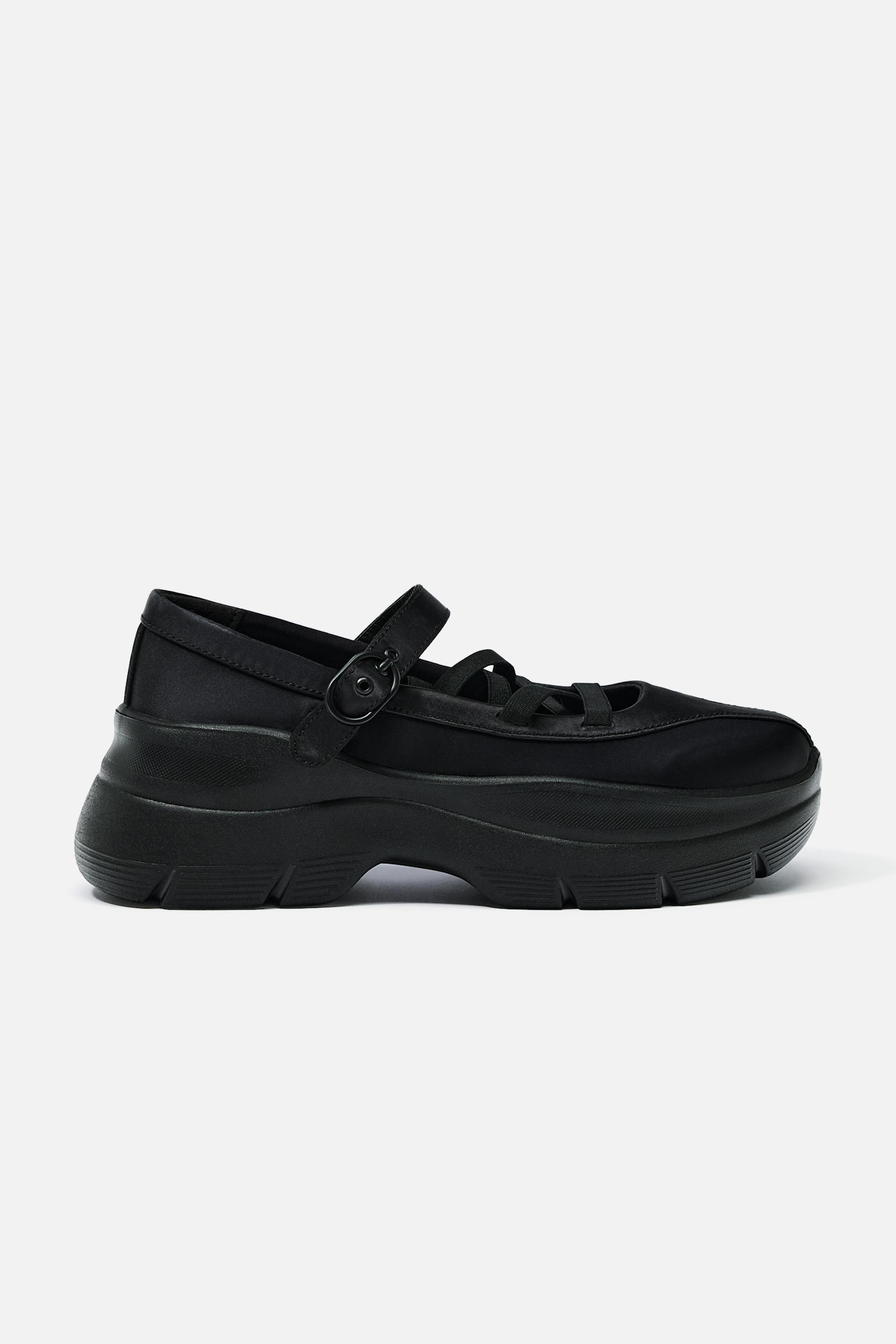 フラットシューズ - レディース | ZARA 日本