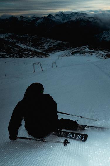 Zara Product image - Red - Image 0